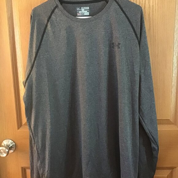 Men's Under Armour Shirt - Picture 1 of 2